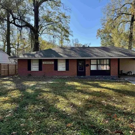 Buy this 4 bed house on 10604 North Harvey Drive in Oak Park, Baton Rouge