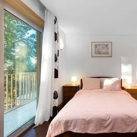 Rent this 4 bed house on 4910-240 Distrito de Portalegre