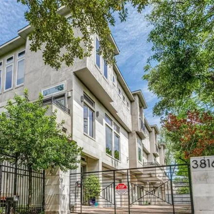 Buy this 3 bed house on 3607 Oak Lawn Avenue in Dallas, TX 75219
