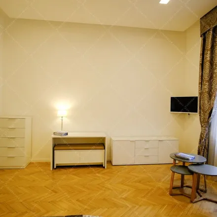 Image 8 - Cziráky-udvar, Budapest, Erzsébet tér, 1051, Hungary - Apartment for rent