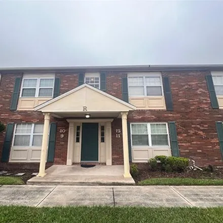 Rent this 2 bed condo on East Edgewood Drive in Lakeland, FL 33803