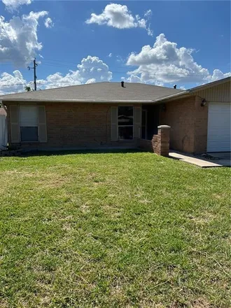 Image 1 - 3137 Crestwater Drive, Corpus Christi, TX 78415, USA - House for rent