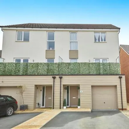 Buy this 4 bed townhouse on Olive Close in Branston, DE14 3GQ