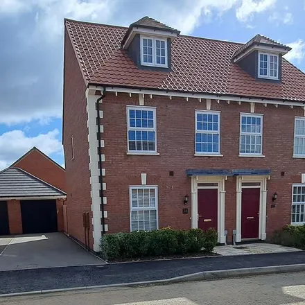 Rent this 3 bed duplex on Woolsthorpe Close in Melton Mowbray, LE13 0TQ