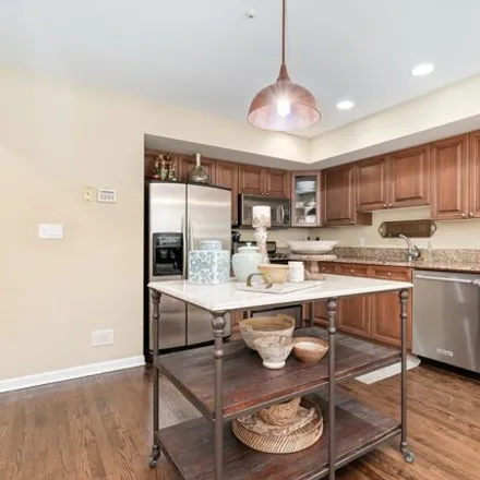 Image 3 - 11110 Indian Woods Drive, Lyons Township, IL 60525, USA - Townhouse for sale