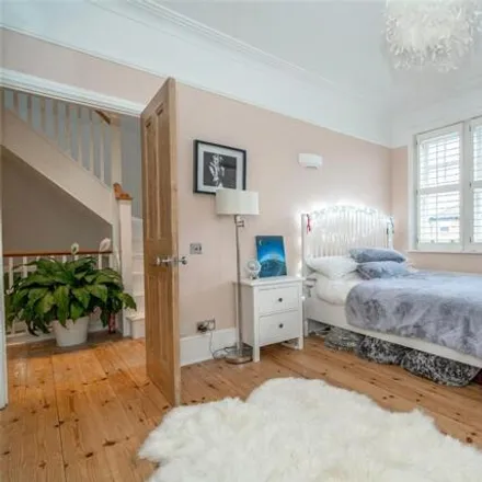 Image 6 - 26 Lynmouth Road, London, N2 9LP, United Kingdom - Townhouse for sale