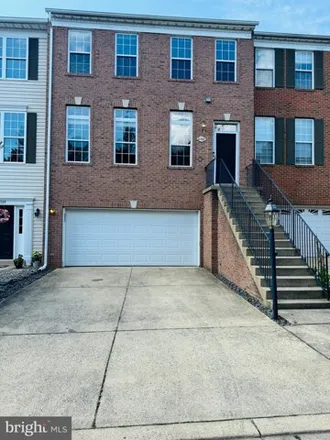 Rent this 3 bed townhouse on 21367 Hansberry Terrace in Ashburn, VA 20147