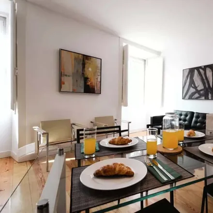 Rent this 2 bed apartment on Insanity gelato e pizza in Rua das Escolas Gerais 124, 1100-465 Lisbon