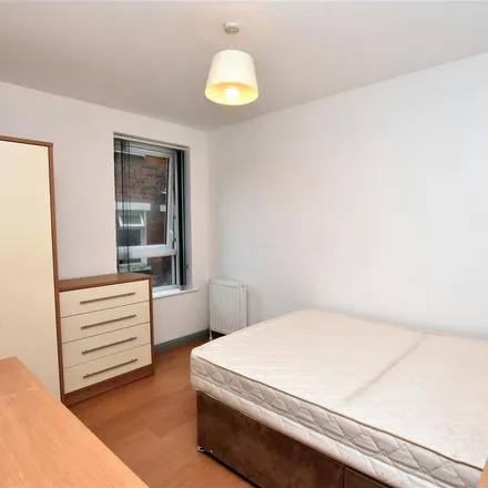 Rent this 2 bed apartment on Eglantine Avenue in Belfast, BT9 6DW