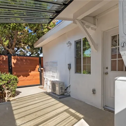 Image 2 - 20516 Mandell Street, Los Angeles, CA 91306, USA - House for rent