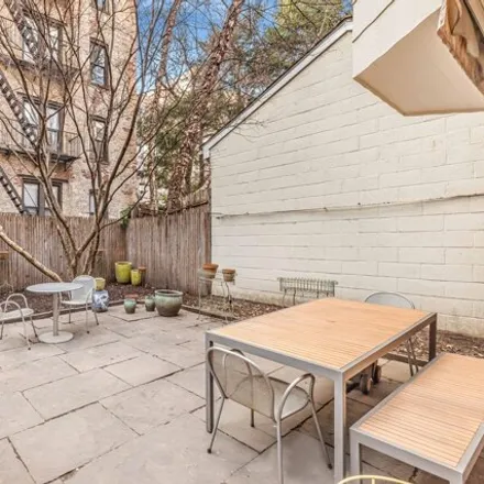 Image 8 - 136 West 13th Street, New York, NY 10011, USA - Townhouse for sale