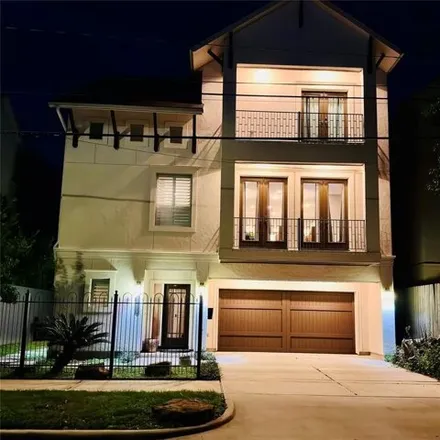 Buy this 3 bed house on 616 West Polk Street in Houston, TX 77019