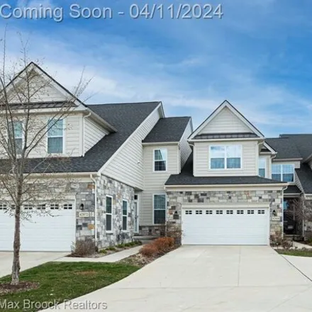 Buy this 3 bed townhouse on 42993 Cardinal Way in Novi, MI 48375