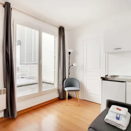 Rent this 1 bed apartment on 27 Rue Péclet in 75015 Paris, France