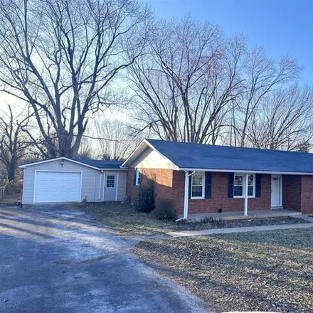 Buy this 4 bed house on 2413 Grider Pond Road in Bowling Green, KY 42104