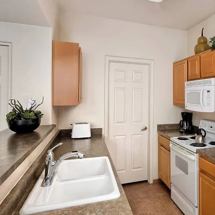 Rent this 3 bed condo on Oro Valley