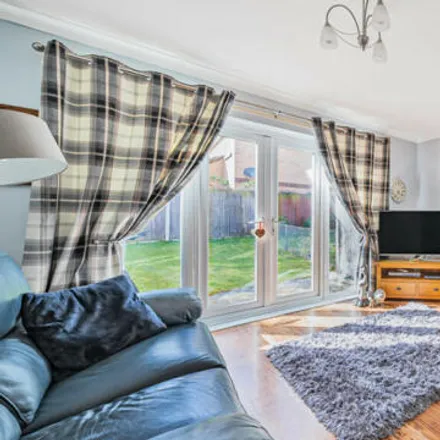 Buy this 3 bed townhouse on Dorchester Close in Scadbury, London