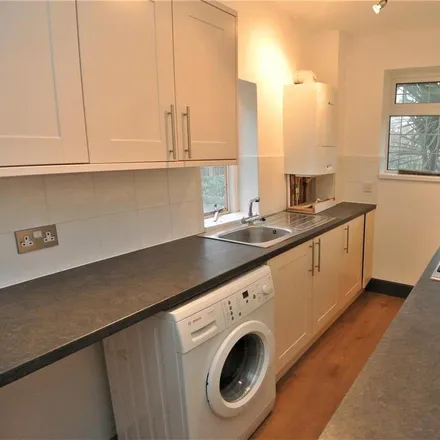 Image 1 - Mulberry House, 10 Oakfield Glade, Weybridge, KT13 9DP, United Kingdom - Apartment for rent