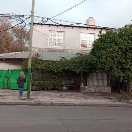 Buy this 6 bed house on Jorge Santiago Bynnon 3892 in José Mármol, Argentina