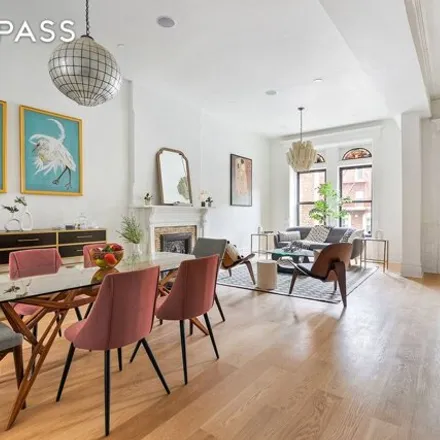 Image 2 - 1412 Pacific Street, New York, NY 11216, USA - House for sale