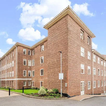 Image 6 - Stafford House, 9 Scott Avenue, London, SW15 3PA, United Kingdom - Apartment for rent