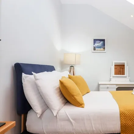Rent this 5 bed house on Okehampton Hamlets in EX20 1RH, United Kingdom