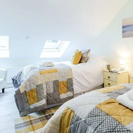 Rent this 2 bed duplex on Llanllwchaiarn in SA45 9RJ, United Kingdom