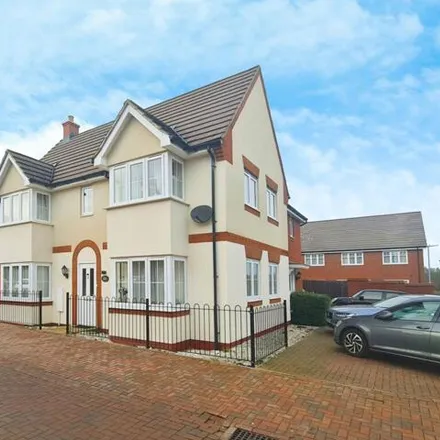 Buy this 3 bed duplex on Caves Gardens in Marston Moretaine, MK43 0TP