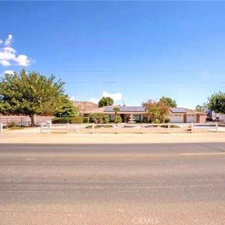 Buy this 3 bed house on 14531 Rincon Road in Sunset Hills, Apple Valley