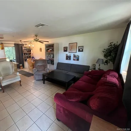 Image 3 - 10140 North Citrus Springs Boulevard, Citrus Springs, Citrus County, FL 34434, USA - House for sale