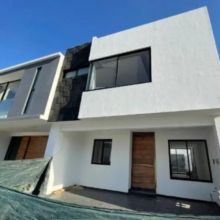 Buy this 3 bed house on Boulevard Valle Imperial in 45134 Zapopan, JAL