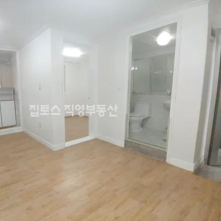 Image 2 - 서울특별시 강남구 논현동 213-26 - Apartment for rent