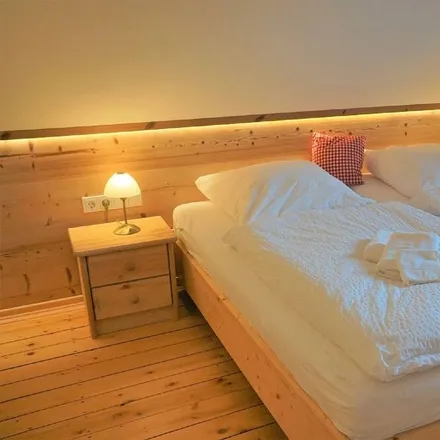 Rent this 6 bed house on Braunlage in Am Amtsweg, 38700 Braunlage