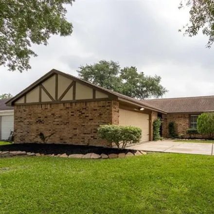 Buy this 3 bed house on 17613 Heritage Cove Drive in Harris County, TX 77598