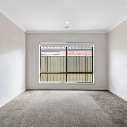 Image 7 - Cloverfields Crescent, Epsom VIC 3551, Australia - Apartment for rent