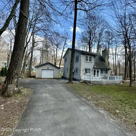 Rent this 4 bed house on 3342 Oberon Road in Coolbaugh Township, PA 18466