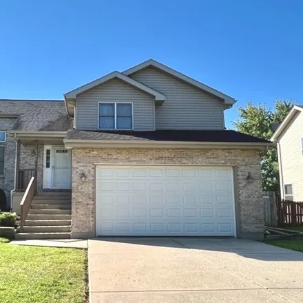 Rent this 3 bed house on 5303 Oakbrook Drive in Joliet, IL 60586