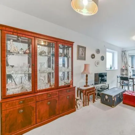 Image 3 - Convent Hill, Beulah Hill, London, SE19 3UZ, United Kingdom - Apartment for sale