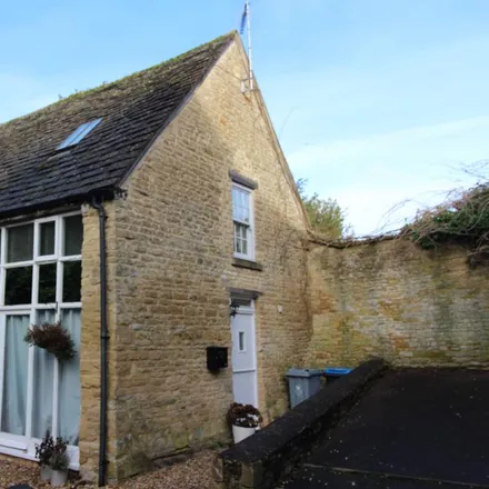 Rent this 2 bed apartment on Albion Street in Chipping Norton, OX7 5PG
