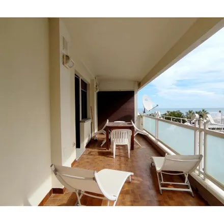 Image 8 - Viale Giovanni da Verazzano, 47843 Riccione RN, Italy - Apartment for rent