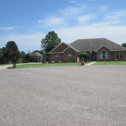 Rent this 3 bed house on Pecan St in Durant, OK