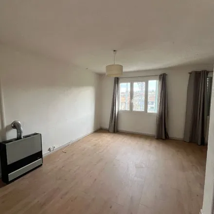 Image 7 - 14 Rue Carnot, 26500 Bourg-lès-Valence, France - Apartment for rent