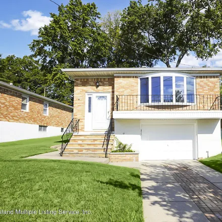 Buy this 3 bed house on 925 Hylan Boulevard in New York, NY 10305