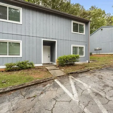Buy this 3 bed townhouse on 943 Pine Oak Trail in Austell, Cobb County