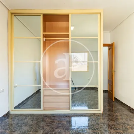 Rent this 3 bed apartment on Parking Doctor Waksman in Avinguda del Doctor Waksman, 46006 Valencia