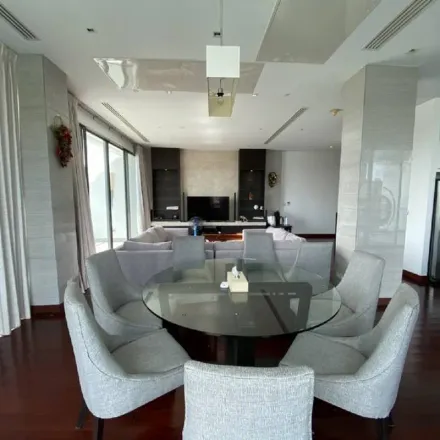 Image 3 - Sereine, Soi Sukhumvit 39, Vadhana District, 10110, Thailand - Apartment for rent