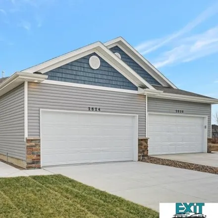 Buy this 3 bed house on North 86th Street in Lincoln, NE 68527