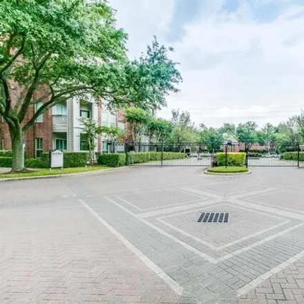 Image 4 - Old Spanish Trail, Houston, TX 77054, USA - Condo for rent