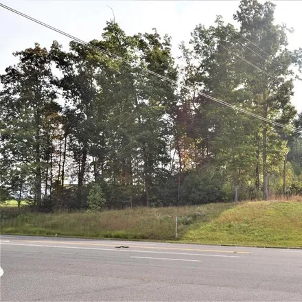 Buy this studio house on 275 Fox Fire Road in Foxfire, Cumberland County