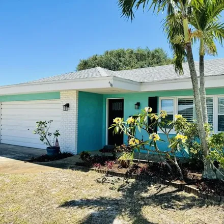 Buy this 3 bed house on 335 Kingston Road in Satellite Beach, FL 32937